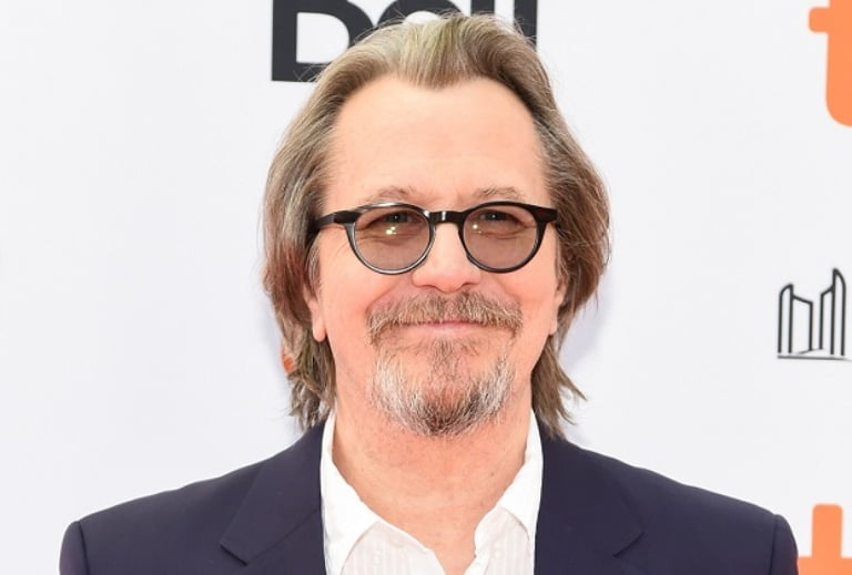 Gary Oldman Biography, Net Worth, Awards and Nominations, Spouse