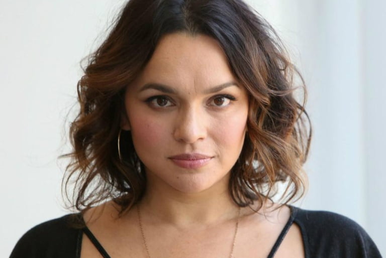 Norah Jones Husband, Father, Mother, Family and Quick Facts