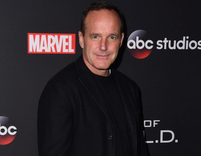 Clark Gregg Wife, Daughter, Age, Height, Other Facts