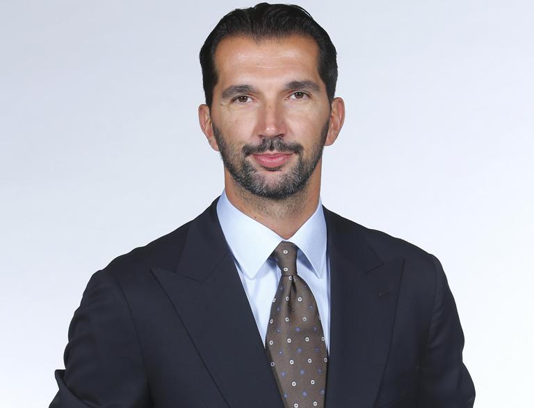 Who is Peja Stojakovic Wife, Family, Net Worth, Height, Other Facts