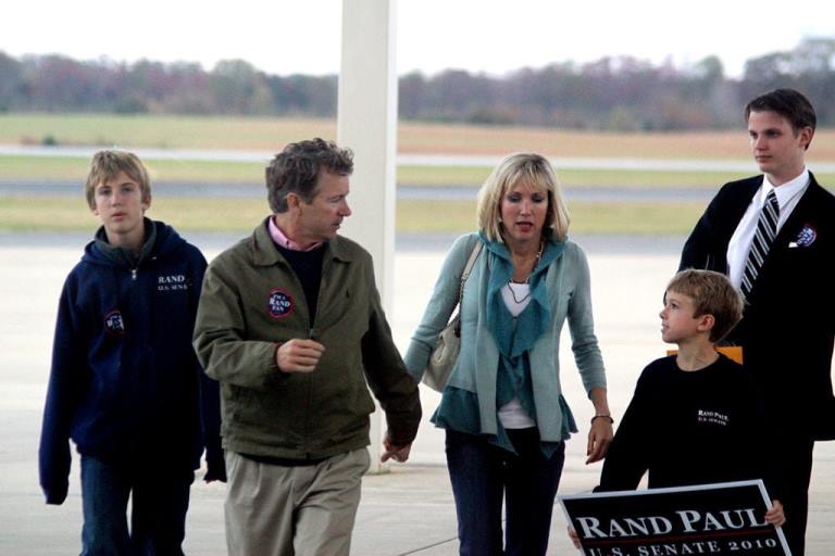 Rand Paul Height, Wife, Father, Son, Family, Net Worth, Bio