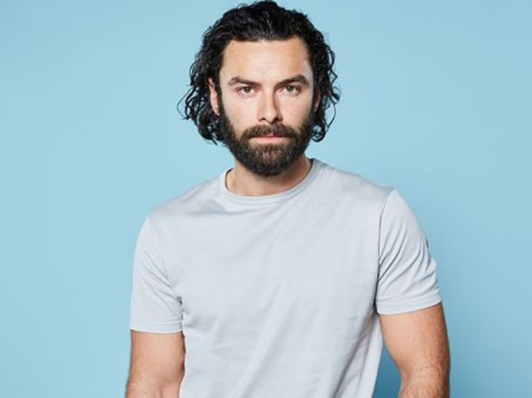 Aidan Turner Married, Wife, Dating, Girlfriend, Height, Family, Parents, Gay