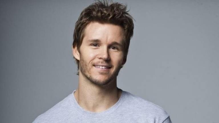Is Ryan Kwanten Married To A Wife Or Is He Gay? His Age, Height, Bio 