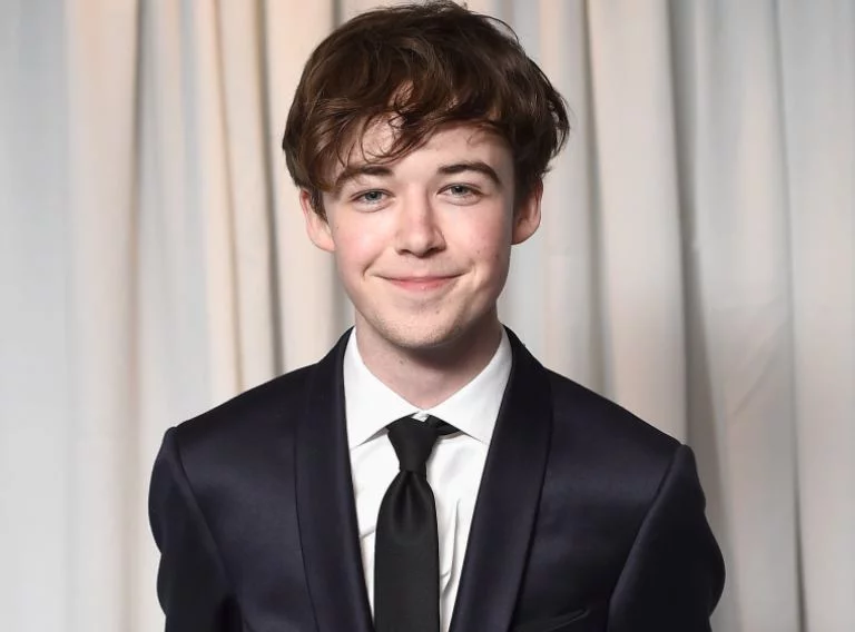 Alex Lawther Biography, Celebrity Facts, Movies and TV Shows